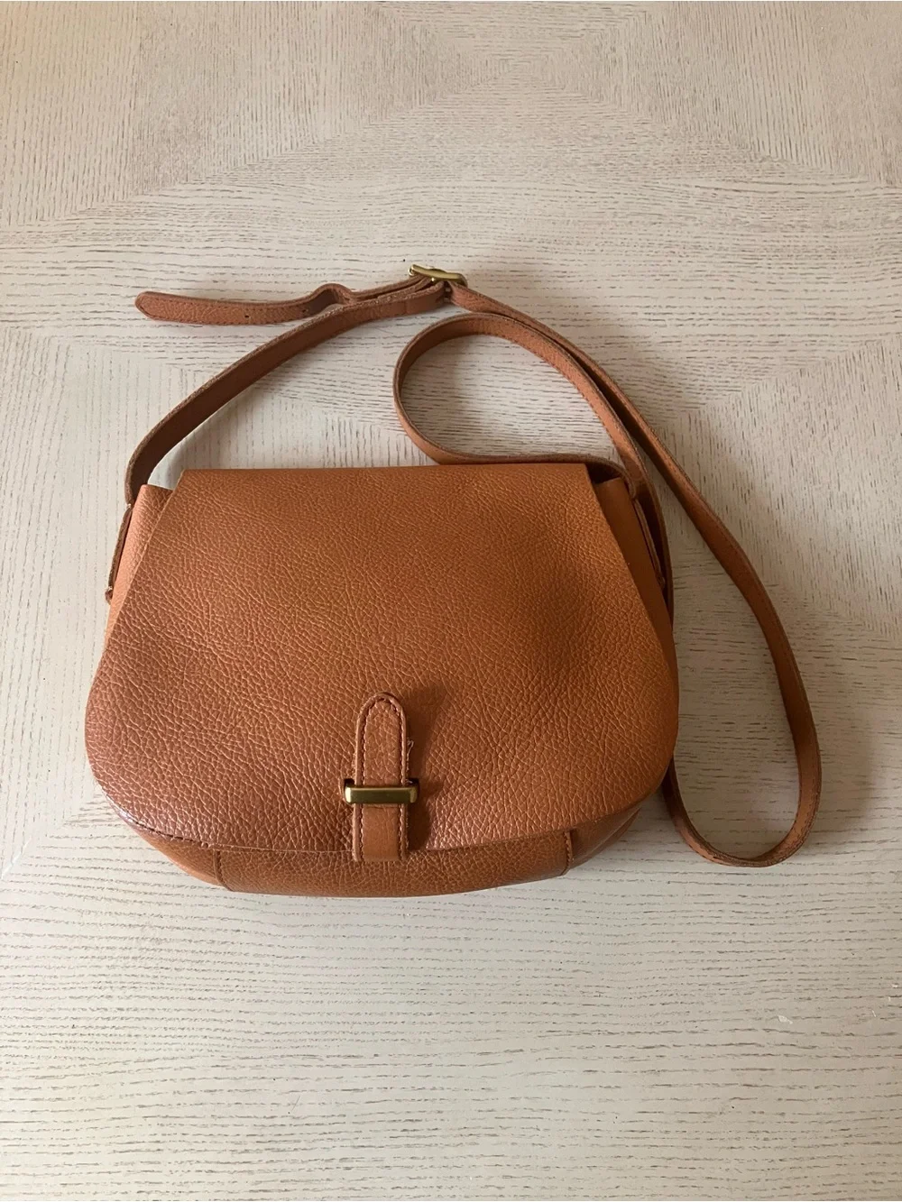 Mark & Graham Tan Leather Pebbled Crossbody Saddle Bag | Minimalist- Boho